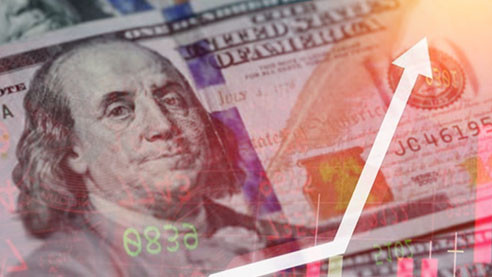 Доллар против биткоина. Противостояние на фоне роста госдолга США
